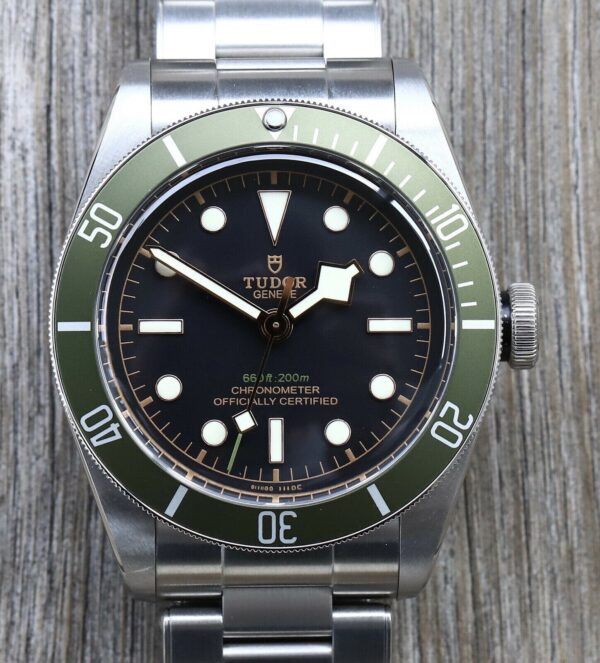 Tudor Black Bay Harrods 79230G Stainless Steel Black Dial 41mm Men's Watch ( Replica ) - Image 2
