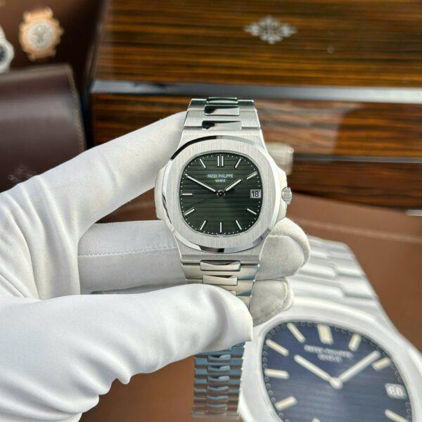 Patek Philippe Nautilus 5711 Oliver Green Dial 40mm Stainless Steel Men's Watch ( Replica )