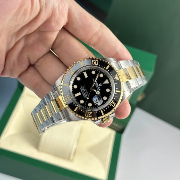 Rolex Sea Dweller 126603 43mm Two-Tone Black Dial Steel Men's Watch ( Replica )