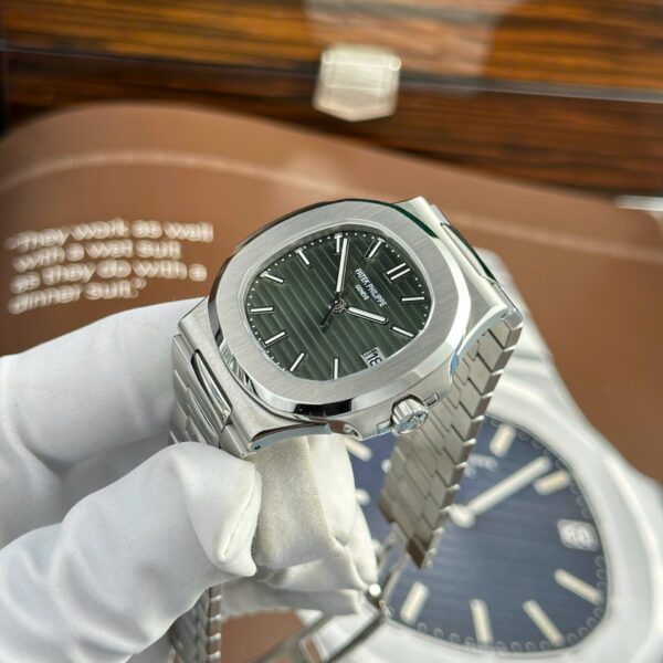 Patek Philippe Nautilus 5711 Oliver Green Dial 40mm Stainless Steel Men's Watch ( Replica ) - Image 3