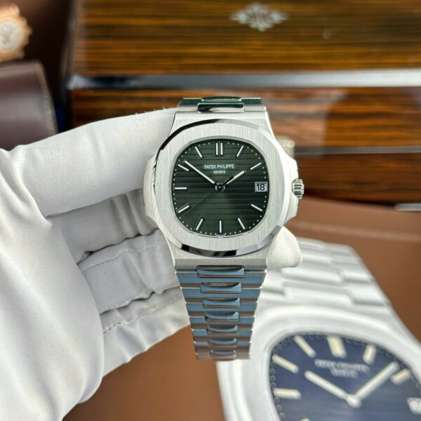 Patek Philippe Nautilus 5711 Oliver Green Dial 40mm Stainless Steel Men's Watch ( Replica ) - Image 2