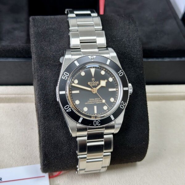 Tudor BlackBay 54 Vintage 37mm 79000N Black Dial Stainless Steel Men's Watch ( Replica ) - Image 4