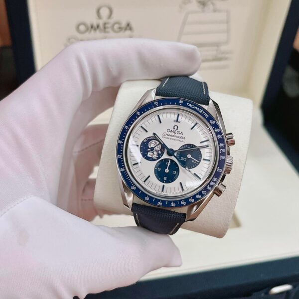 Omega Speedmaster 50th Anniversary Silver Snoopy Award Men's Watch 310.32.42.50.02.001 42mm Silver Dial ( Replica ) - Image 6