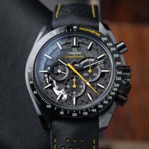 Omega Speedmaster Moonwatch Dark Side of the Moon Apollo 8 REF. 31192443001001 Rubber Strap Black Dial 44.25mm ( Replica )