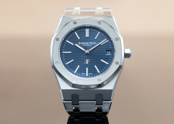 Audemars Piguet Royal Oak Jumbo Extra-thin 50th Anniversary Ref# 16202ST.OO.1240ST.01 39mm Stainless Steel Men's Watch ( Replica )