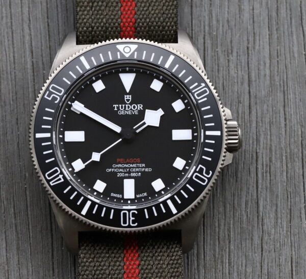 Tudor Pelagos FXD Black 25717N 42mm Steel Men's Watch / Unisex Watch ( Replica ) - Image 2