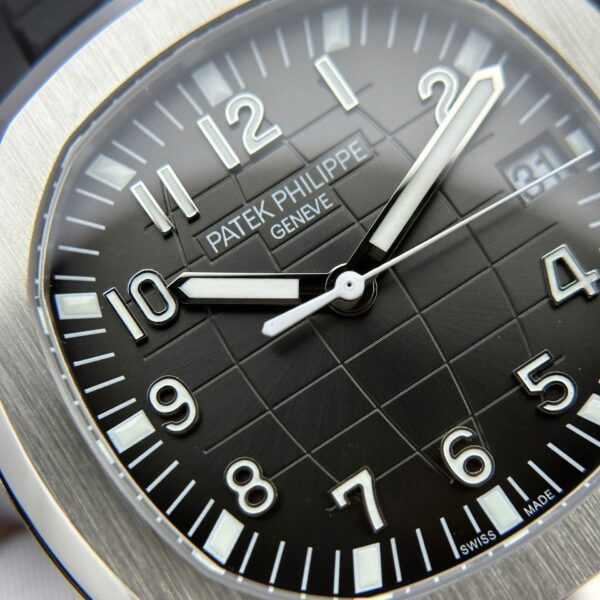 Patek Philippe Aquanaut 5167 Black Dial Steel 40mm Mens Watch ( Replica ) - Image 5