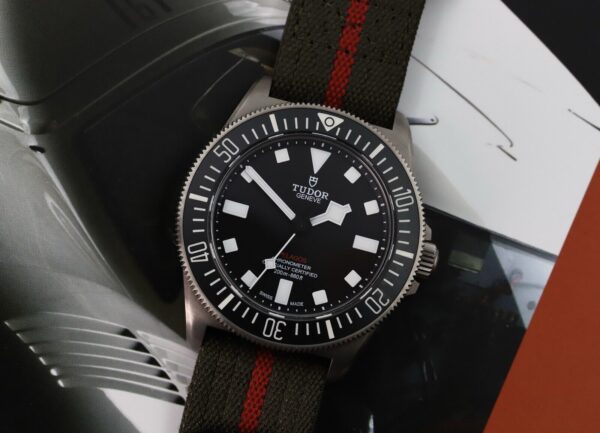 Tudor Pelagos FXD Black 25717N 42mm Steel Men's Watch / Unisex Watch ( Replica ) - Image 4
