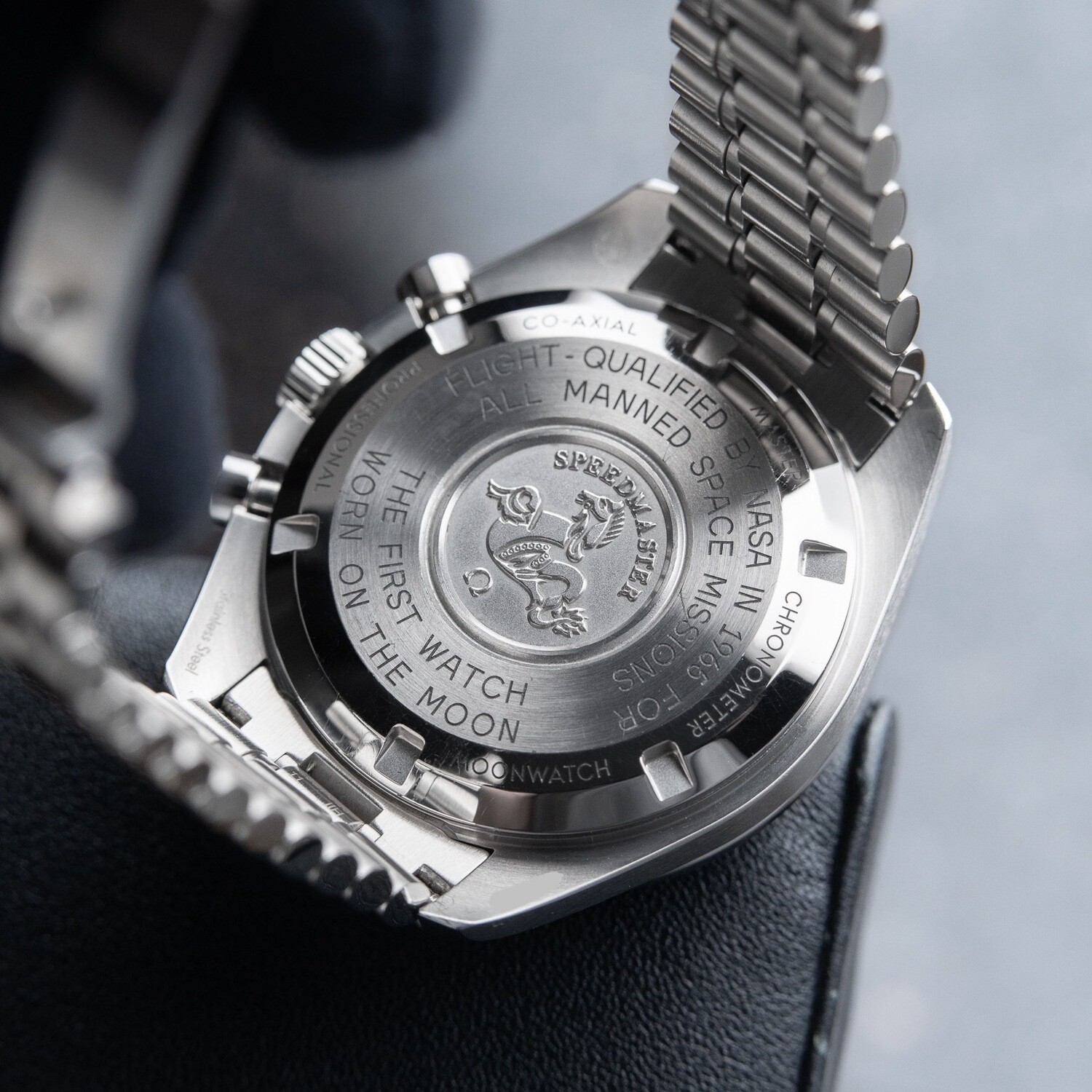 Omega Speedmaster Moonwatch 31030425001001 42mm Stainless Steel Black Dial Men's Watch ( Replica ) - Image 10